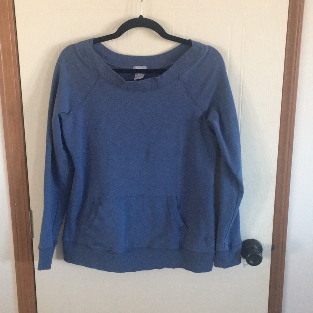 Women’s gap maternity sweater